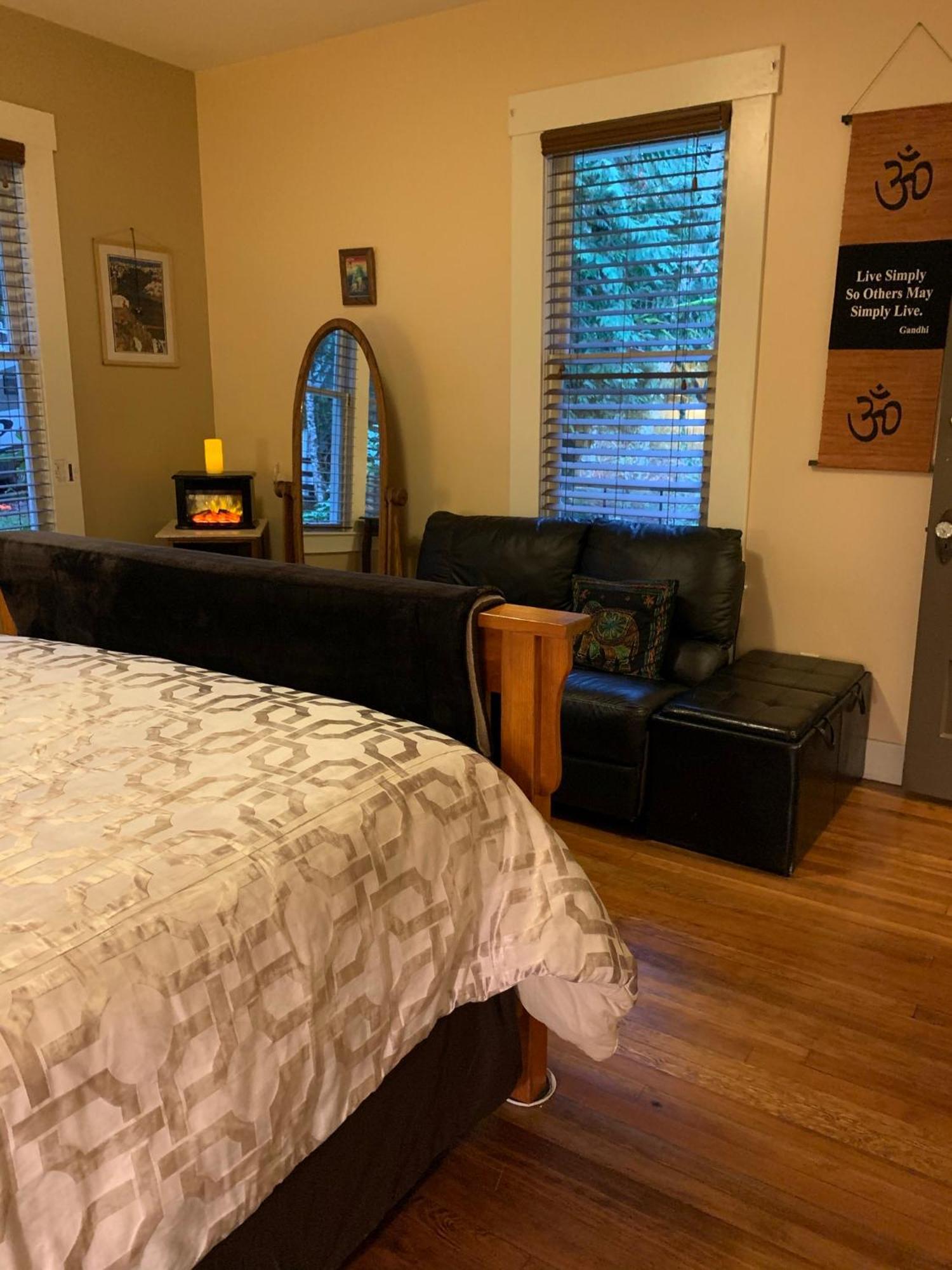 Mountain Meadows Inn & Chalet Suites Ashford Quarto foto